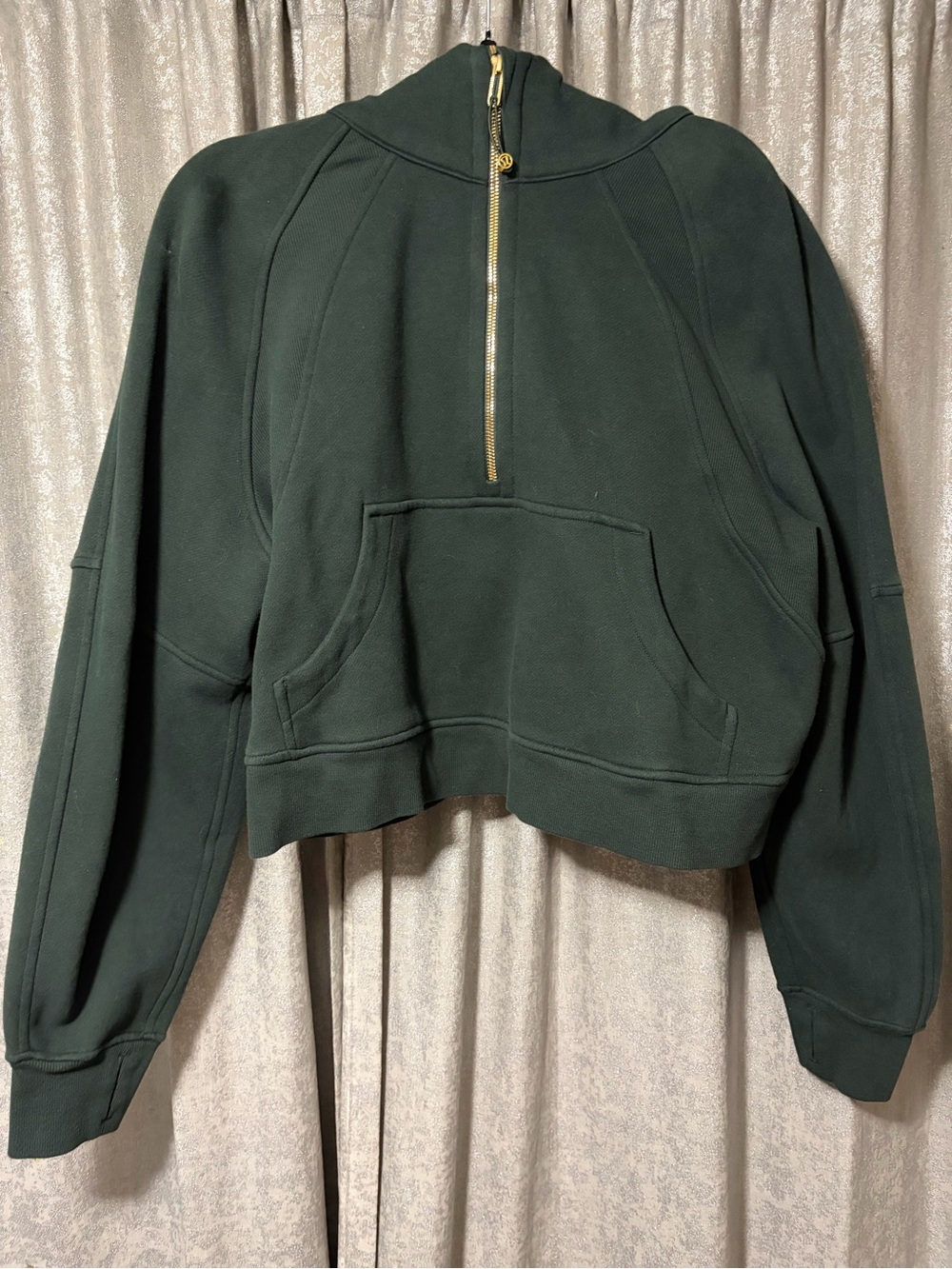 Lululemon Forest Green 1/2 zip cropped Scuba Hoodie with Gold logo and zipper - Picture 2 of 3